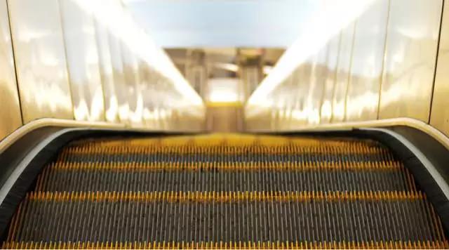 “上海扶梯夾人事故引關注”—自動扶梯正確的清洗步驟及質(zhì)量標準