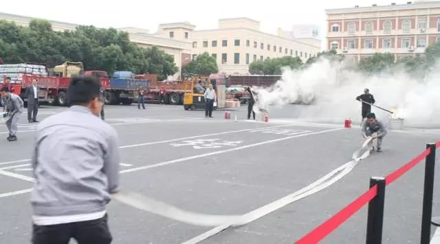 安全在心，技能在手-西尼機(jī)電開展秋季消防應(yīng)急疏散演練