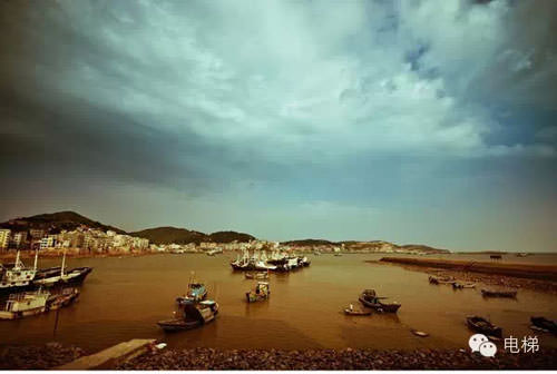 西尼電梯閃耀福建:助力寧德三沙天騰廣場項目